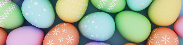 Easter celebration in the USA with family traditions, egg hunts, church services, and festive American-style decorations