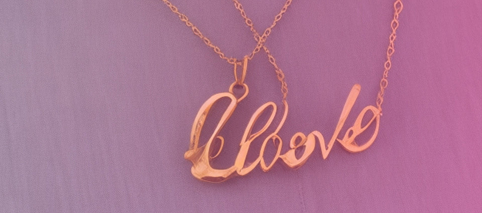 Customizable necklaces with unique designs tailored to your style - personalized jewelry with endless options in materials, charms, and engravings