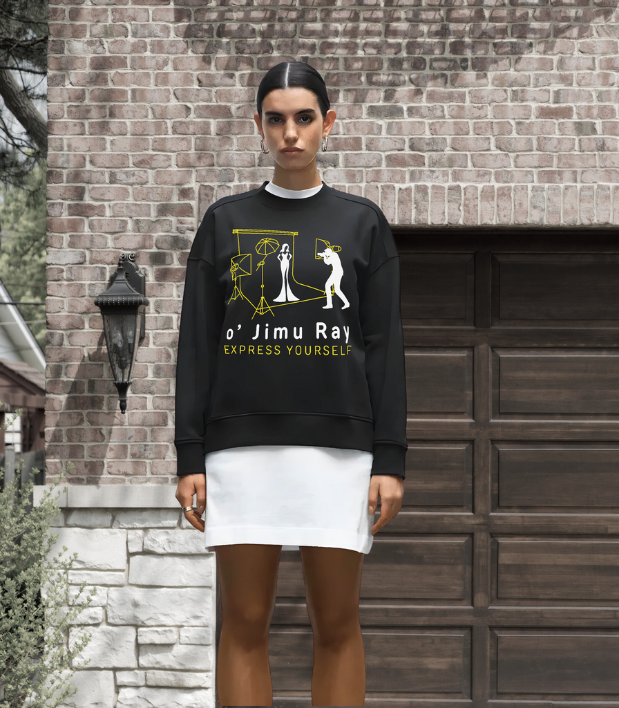 Bold Comfort - Oversized Elegance - - Sweatshirts