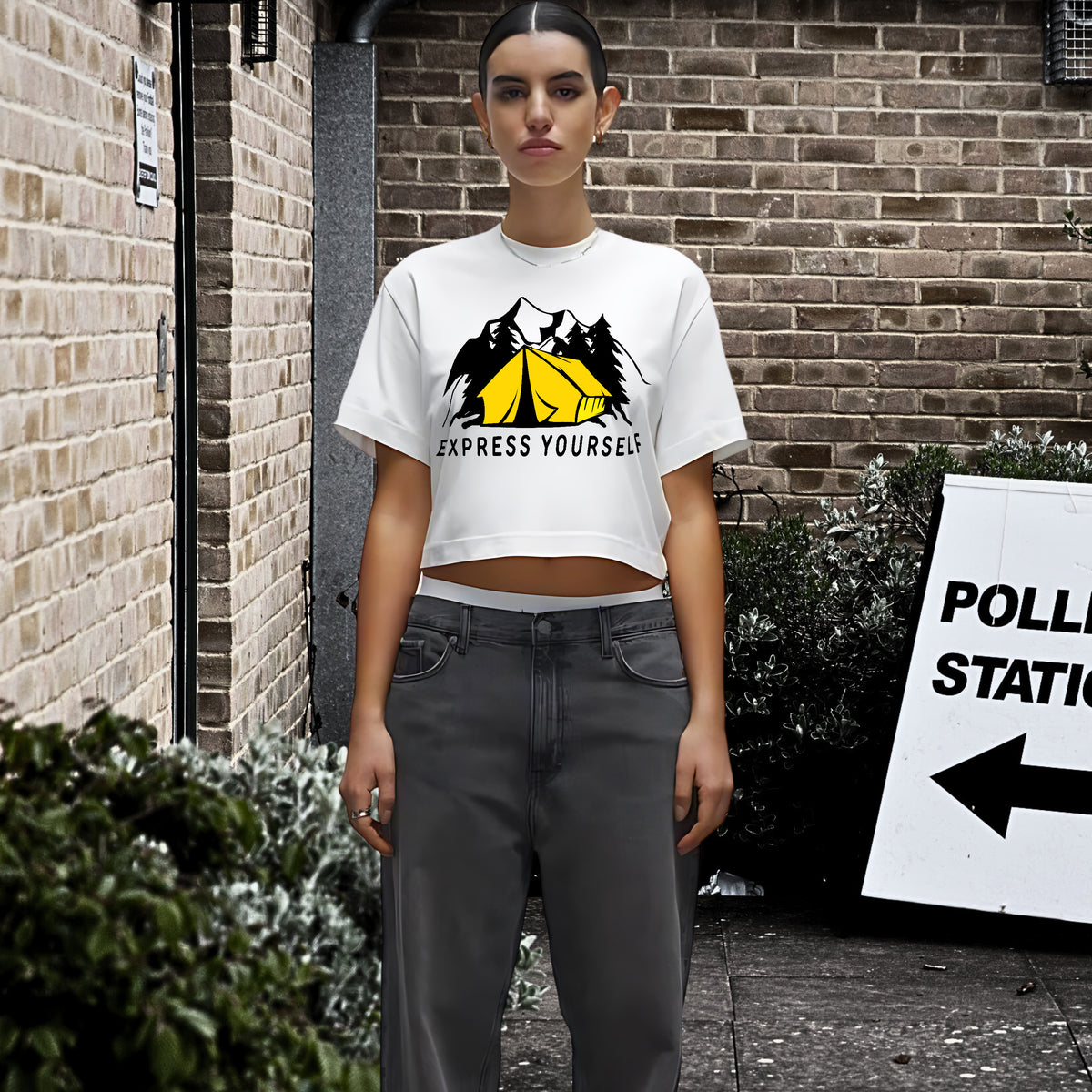 Camping Vibes - Tent Crop Top - - Crop Tops