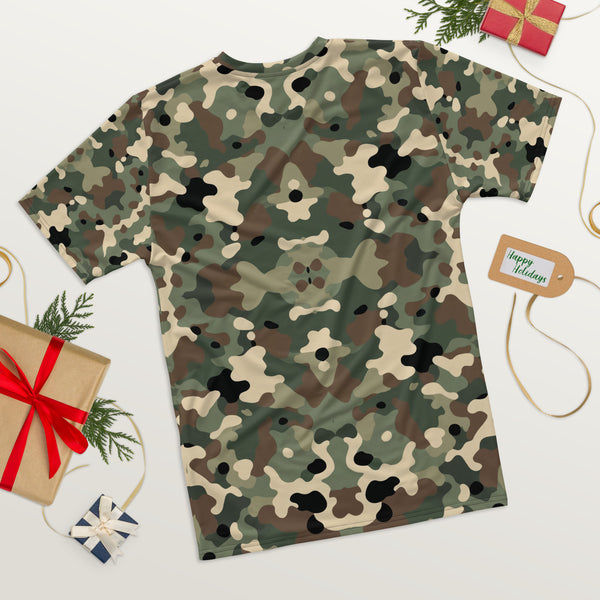 Rugged Elegance - The Essential Camo Tee - - T-shirts