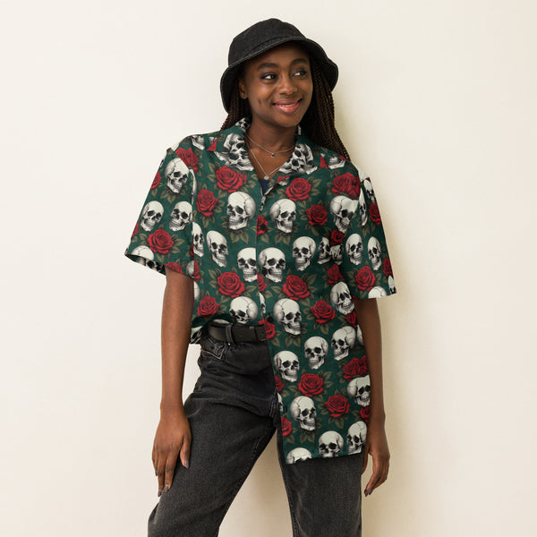 Skulls & Roses - Bold Style Meets Summer Vibes - - T-shirts