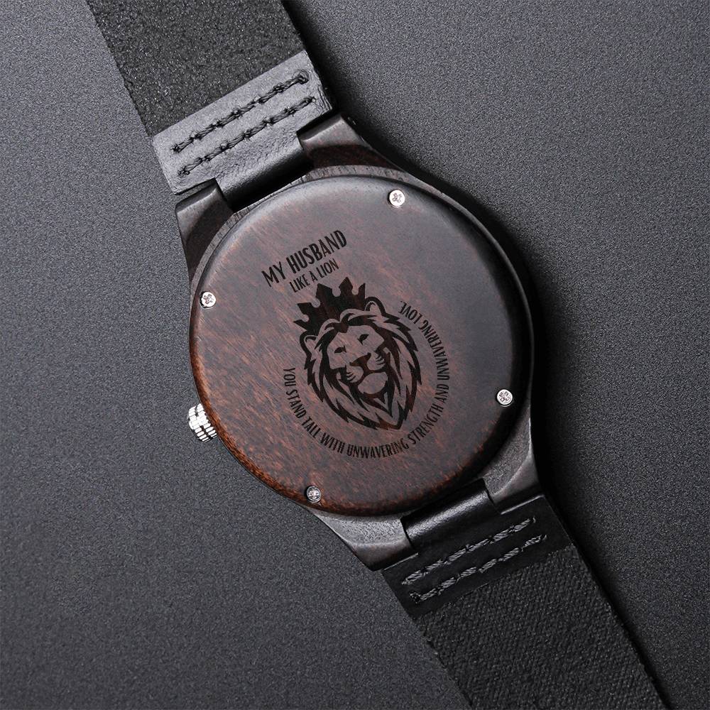 King of Time - Wooden Watch with Lion Engraving - - Watches