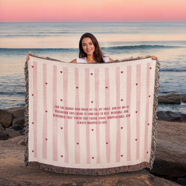 Iconic Bestie – Pink Heart Woven Blanket - - Blankets