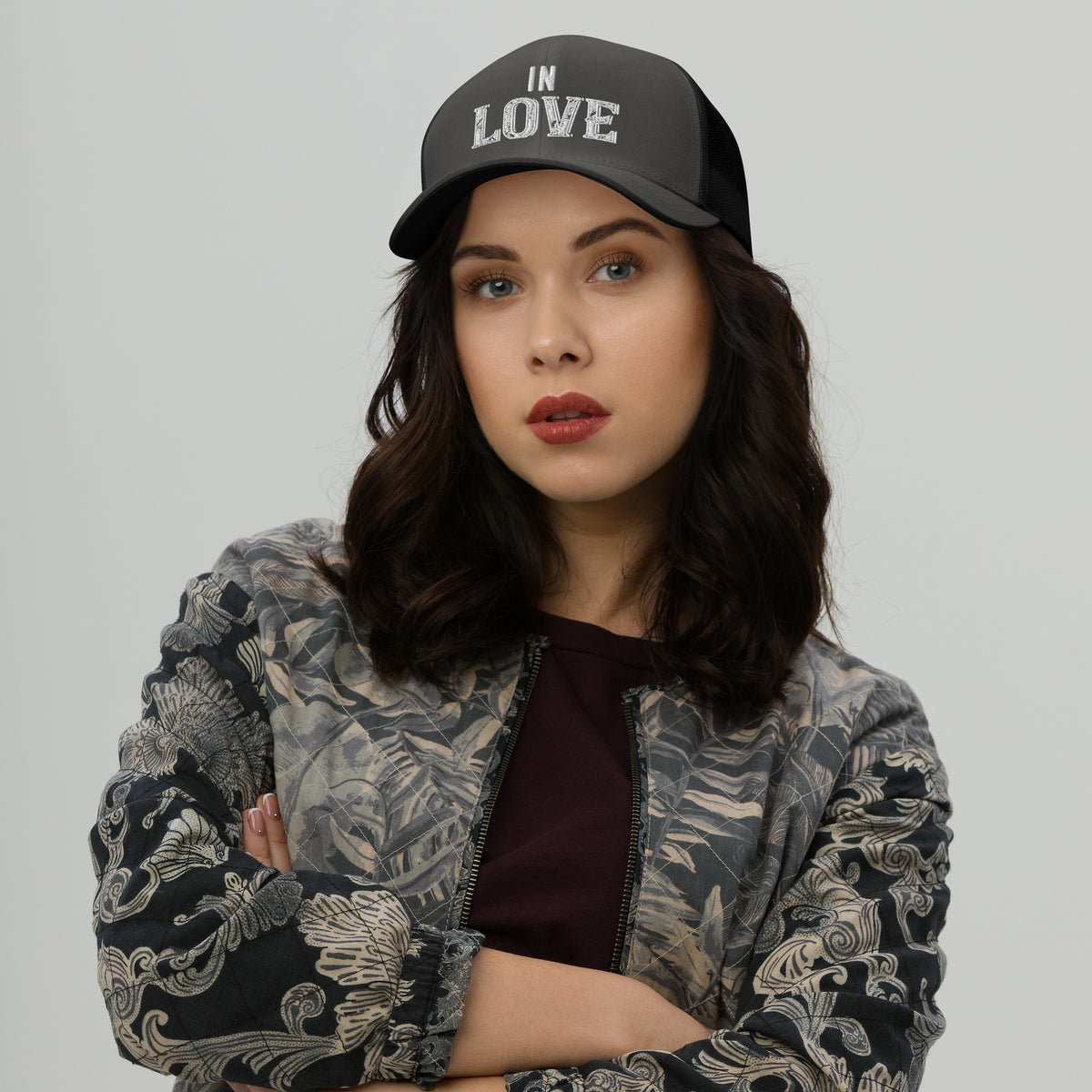 Love in Every Stitch - Personalized Trucker Cap for Cherished Memories - Charcoal Black -