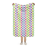 Lively Luxe - Colorful Geometric Sherpa Blanket - - Blankets