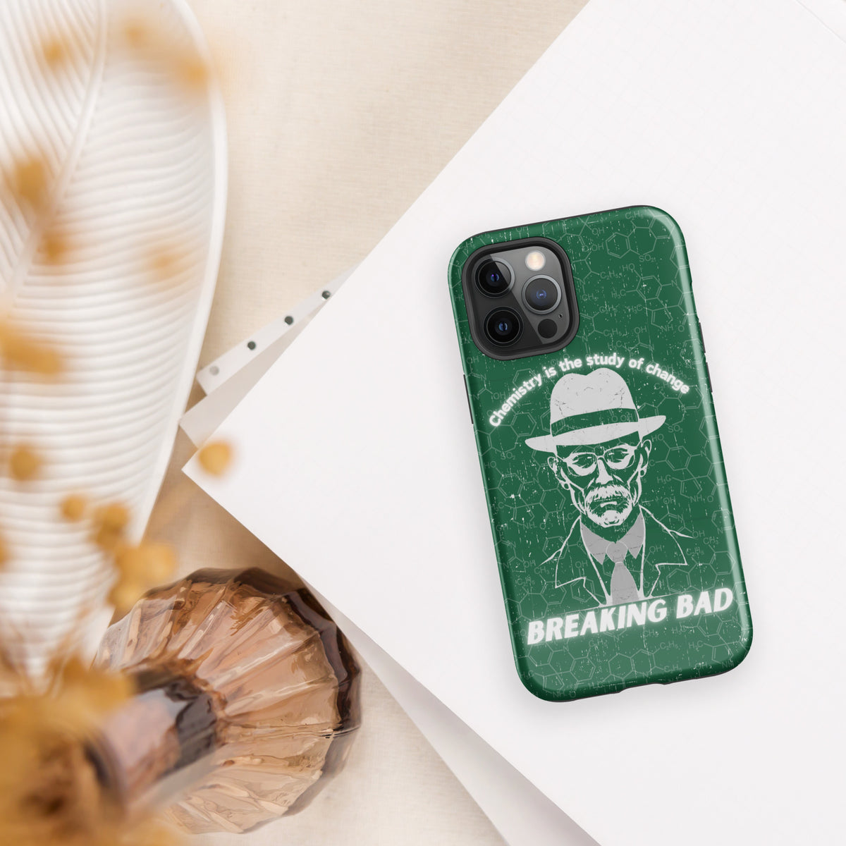 The Chemistry of Style - Breaking Bad Vintage iPhone Case - Glossy iPhone 12 Pro Max - Tech Accessories