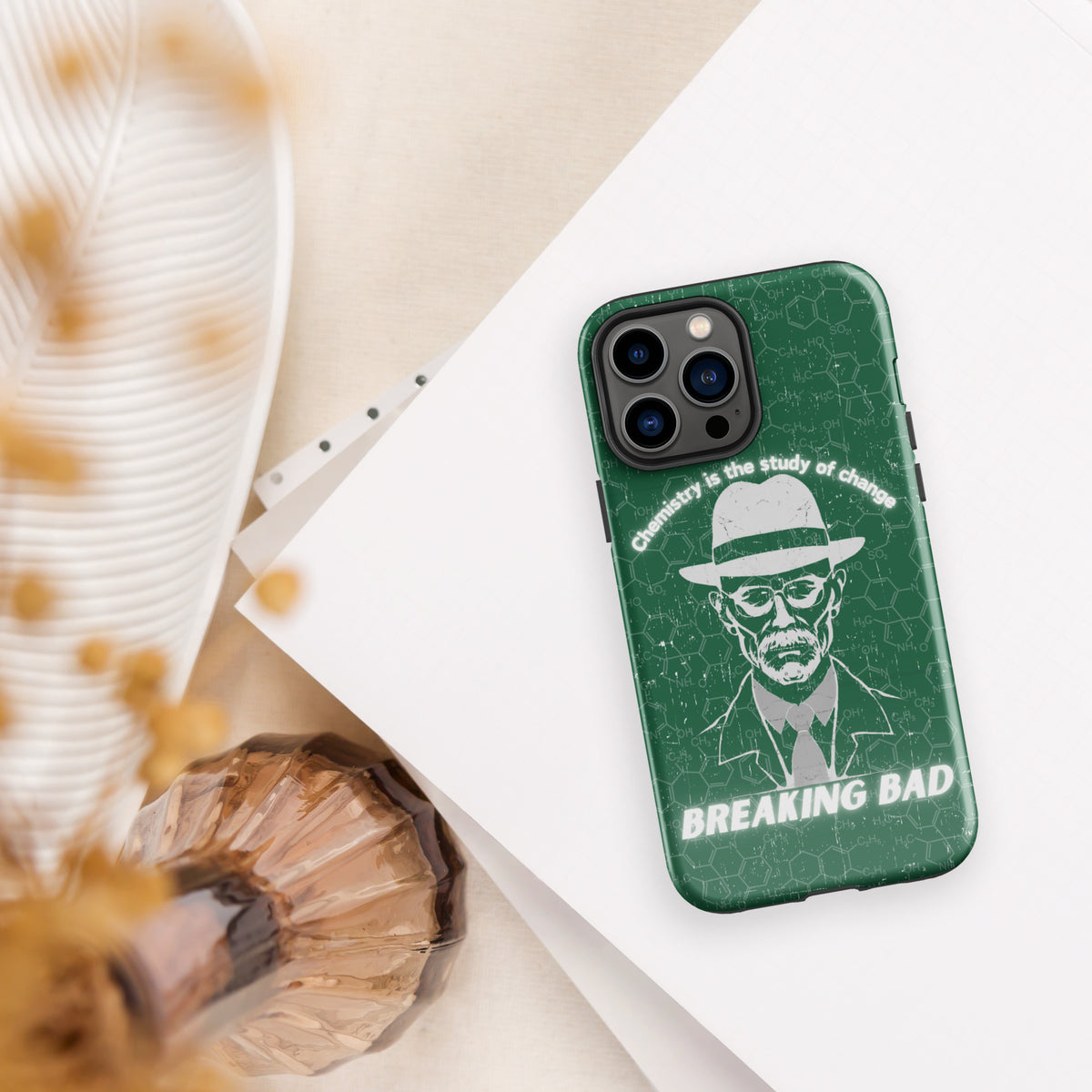 The Chemistry of Style - Breaking Bad Vintage iPhone Case - Glossy iPhone 13 Pro Max - Tech Accessories