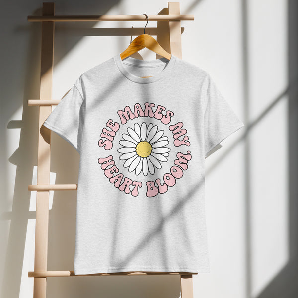 DryBlend® Daisy Love T-Shirt Gift for Her - Ash - T-shirt