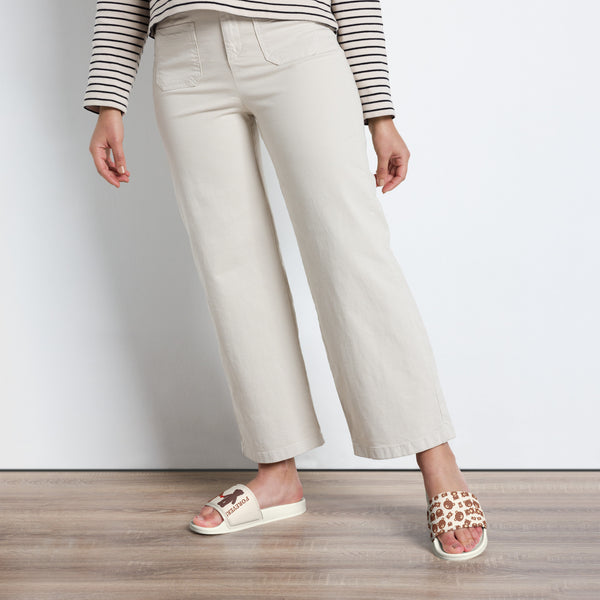 Bear-y Best Friends Forever – Cozy Slides - - Slides